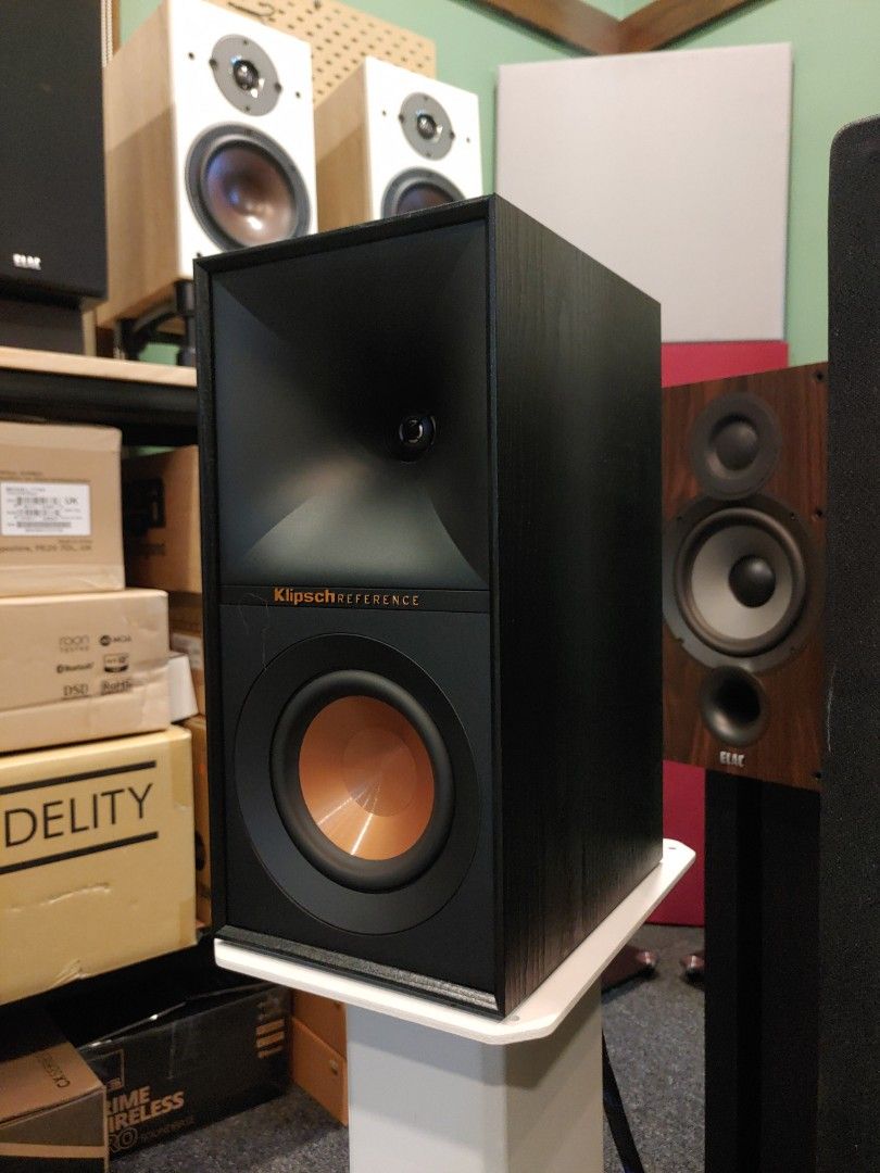 Klipsch Reference NextGeneration R40M HornLoaded Bookshelf Speakers