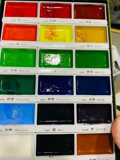 Kuretake Gansai Tambi Japanese Watercolour Paint Set - 18 Colours