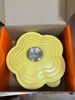 （分類：）位於 。 由 le_creuset_bestbuy 提交（商品編號 1254192982，圖片 1）。簡介： 。