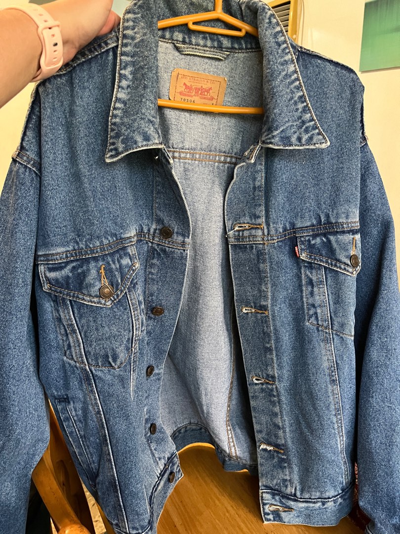 Levi’s Men’s Denim Jacket Large, Men's Fashion, Coats, Jackets and