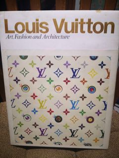 Louis Vuitton : Art, Fashion And Architecture Hardcover Book