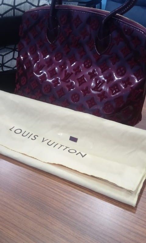 Louis Vuitton Bag Automne Hiver 2011-12. Vintage clothing