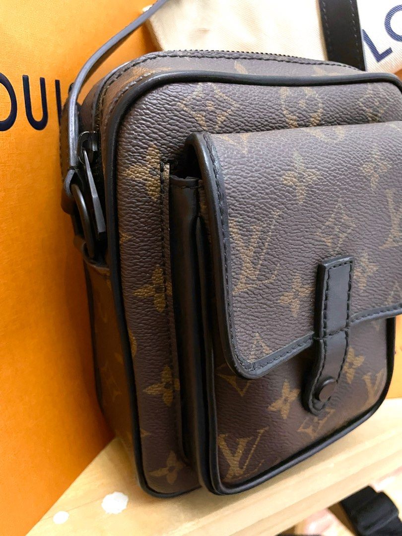 LOUIS VUITTON LV CHRISTOPHER WEARABLE WALLET M69404, Luxury, Bags & Wallets  on Carousell