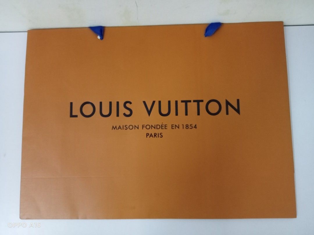 Louis Vuitton Paperbag (Large) - Hobby & Collectibles for sale in  Cyberjaya, Selangor