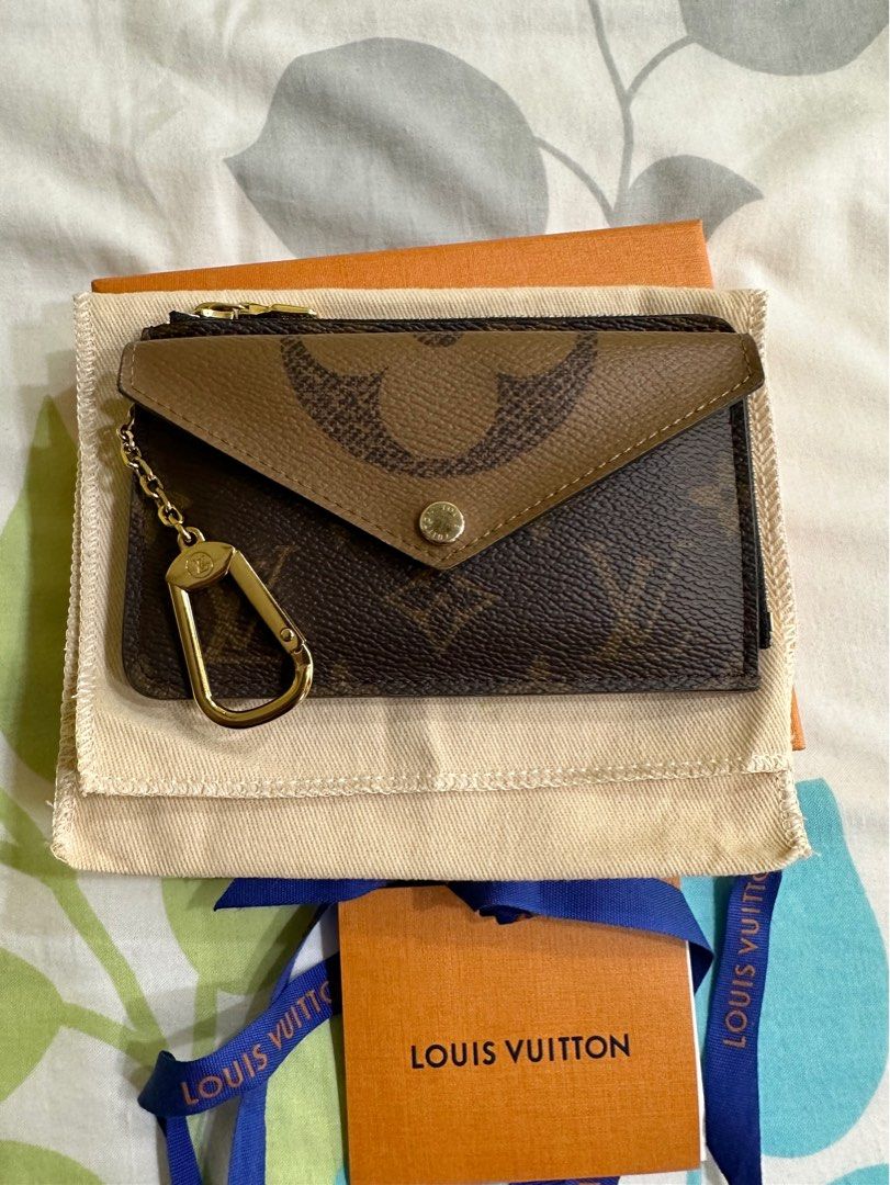 Louis Vuitton Card Holder Recto Verso, Luxury, Bags & Wallets on Carousell