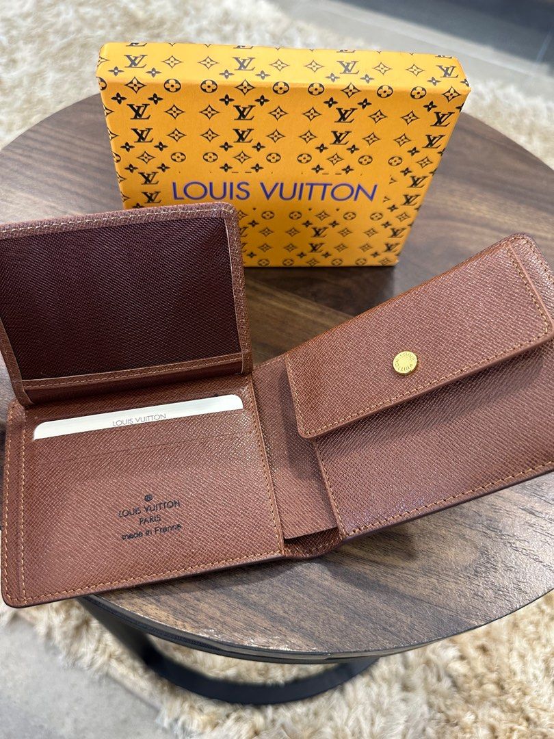 Louis Vuitton Authentic Monogram Marco Bifold Mens Wallet, Luxury, Bags &  Wallets on Carousell