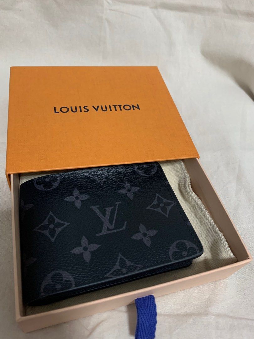 Louis Vuitton Lou Wallet, Beige, One Size