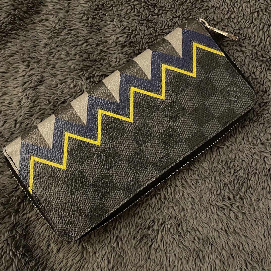LV Slender Wallet Damier Graphite, Men's Fashion, Watches & Accessories,  Wallets & Card Holders on Carousell