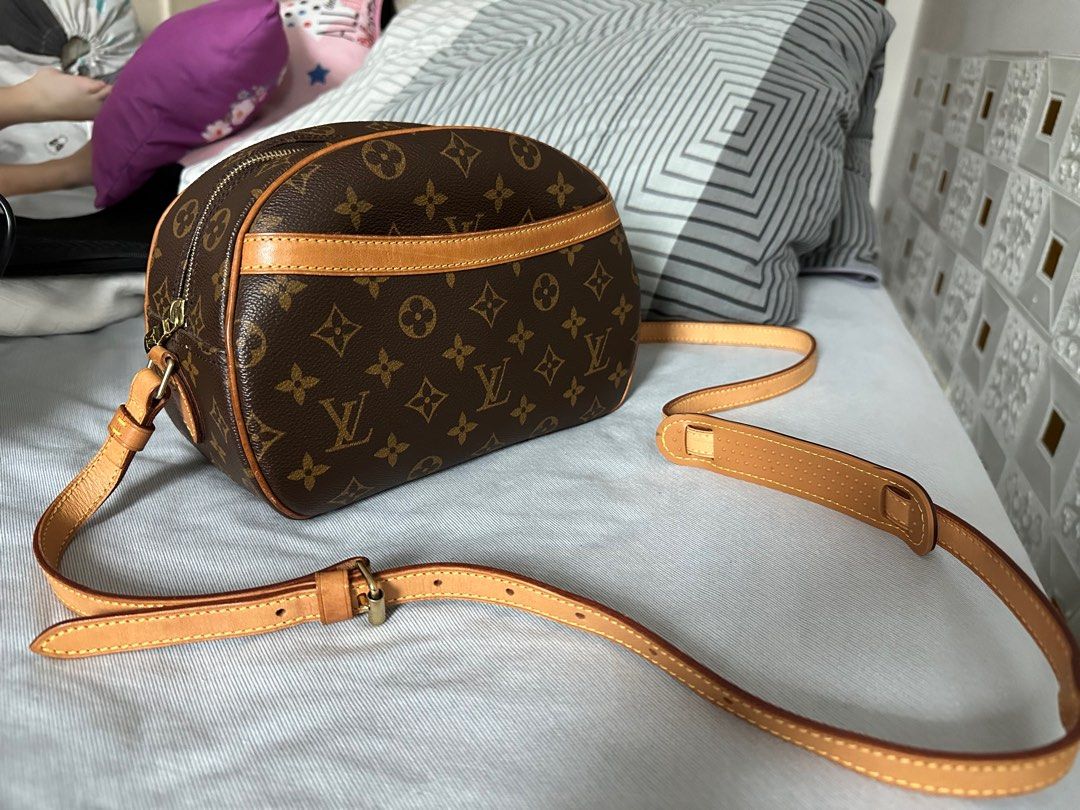 Lv blois on sale price