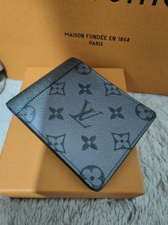 Louis Vuitton LV Fastline wearable wallet aerogram Khaki Leather