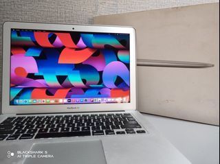 Macbook air 13 inch 2017 i5 8Gb Ssd 128GB