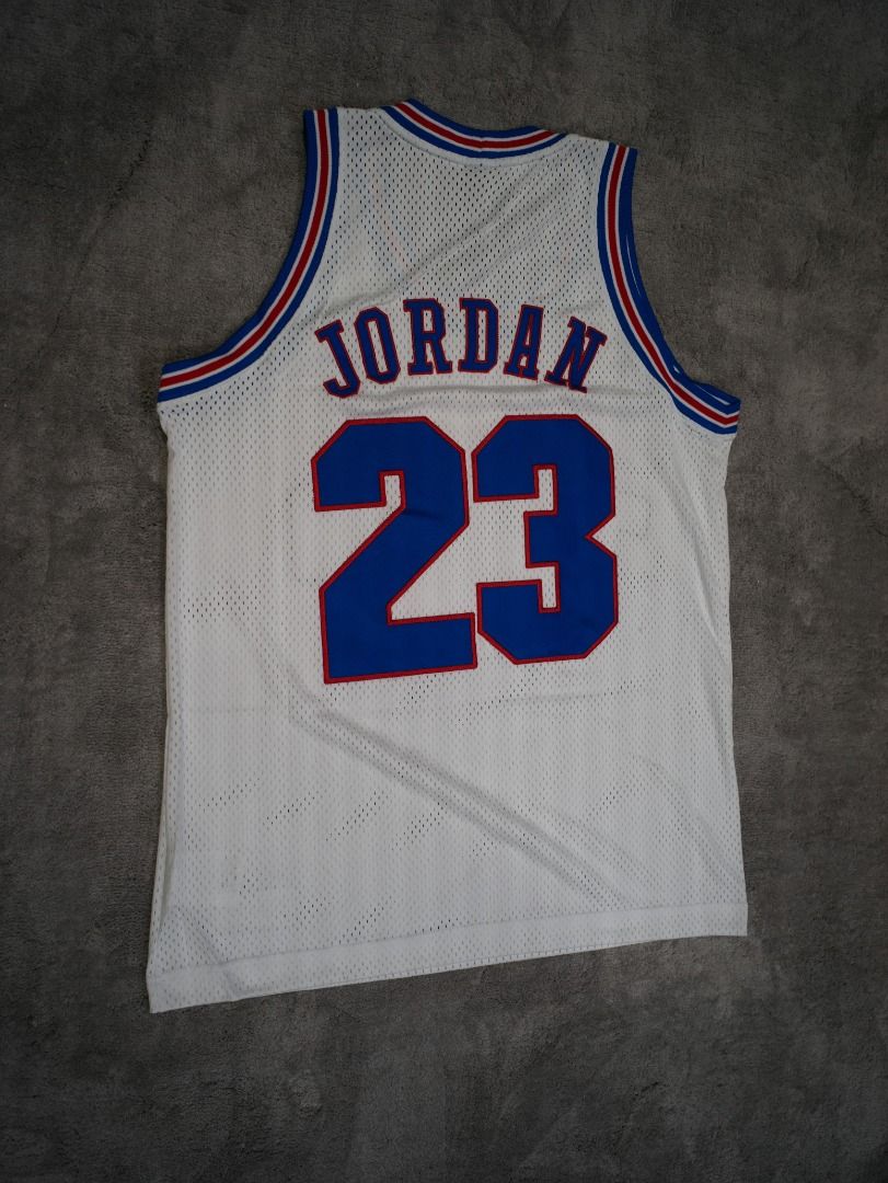 Men s Tune Squad Michael Jordan Brand XL size