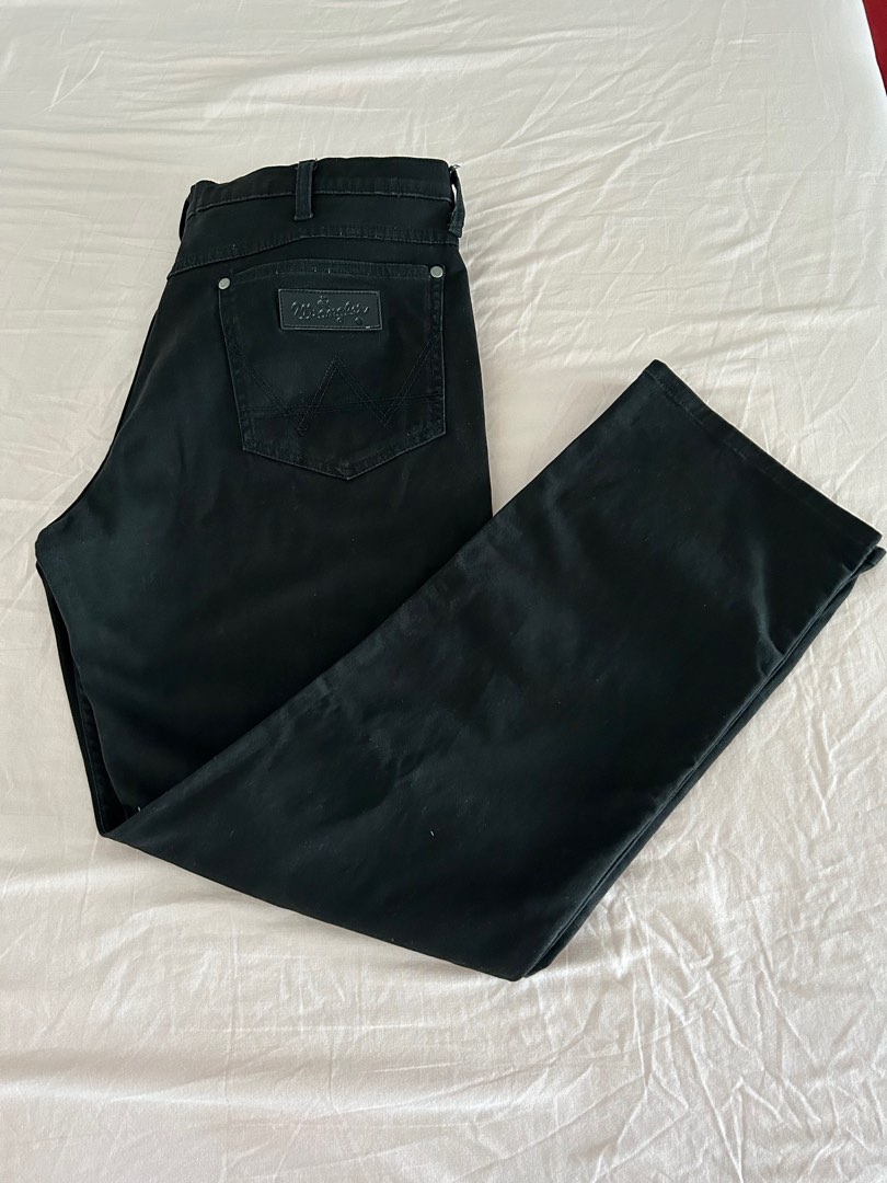 mens wrangler black jeans