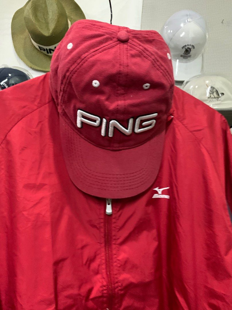 MIZUNO WINDBREAKER WATERPROOF RED COLOR LIKE NEW FREE PING GOLF CAP
