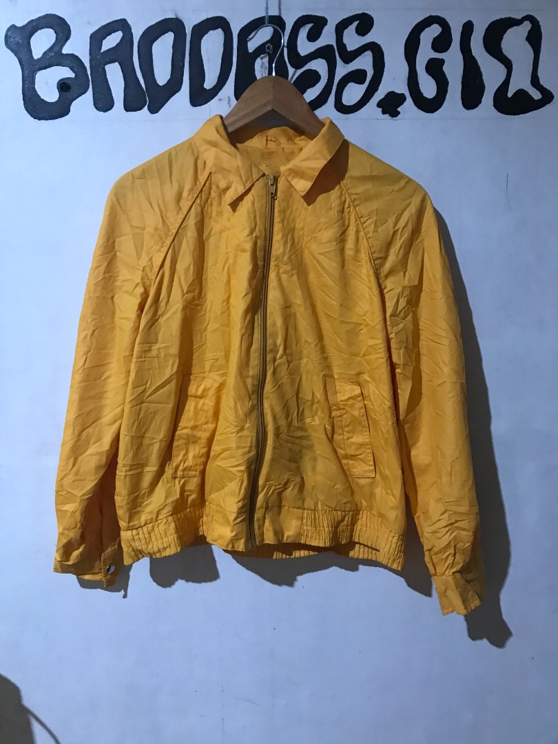 Mustard windbreaker jacket, Women's Fashion, Coats, Jackets and