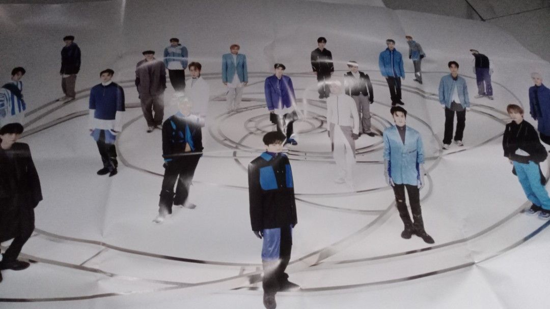 NCT UNIVERSE JEWEL CASE ALBUM JUNGWOO AND RENJUN, Hobbies & Toys