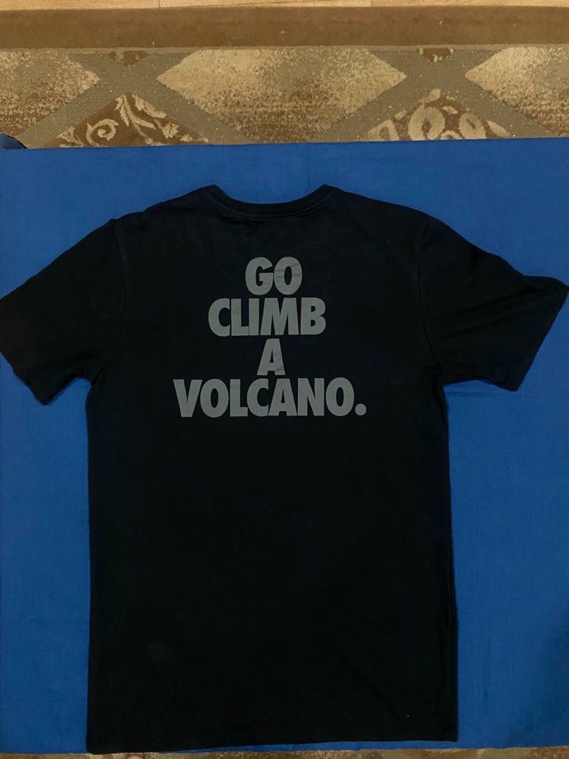 Go climb a volcano nike hot sale