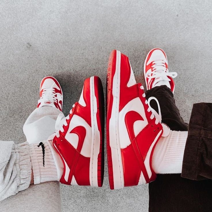 Nike Dunk Low SP University Red