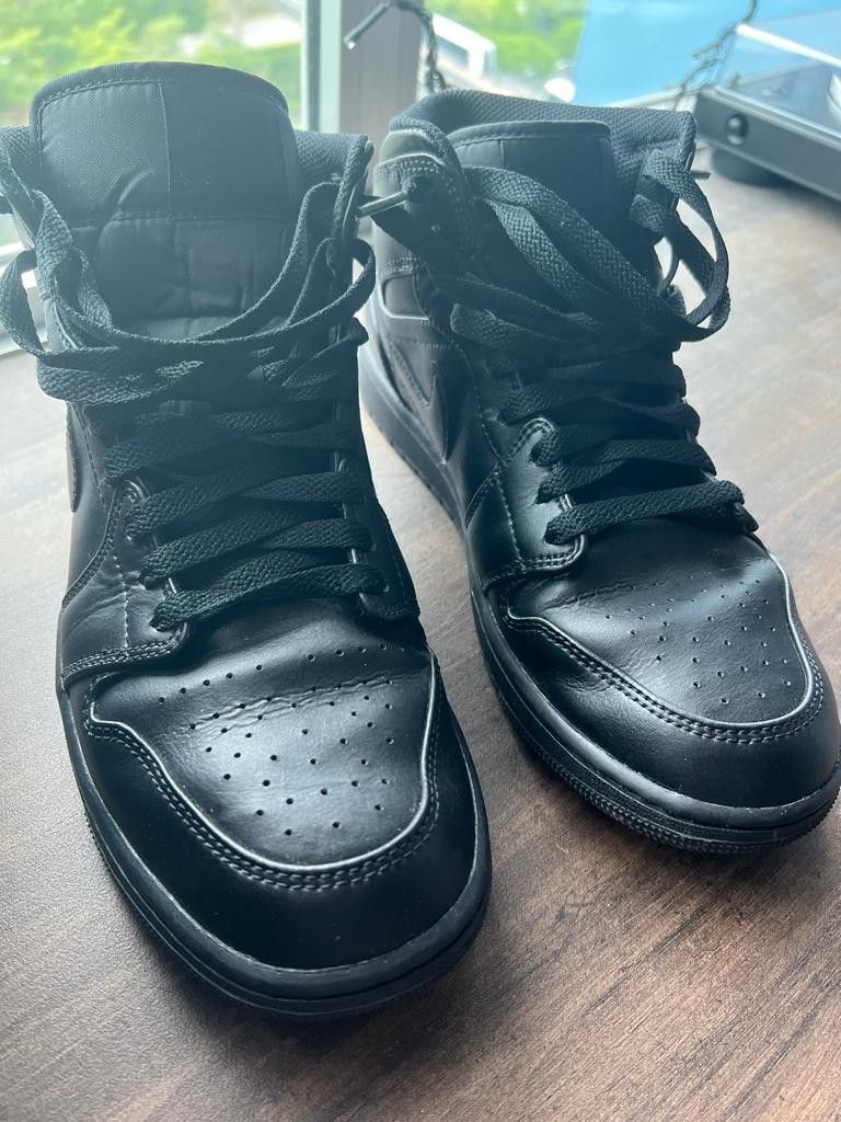 Nike air jordan clearance 1 mid all black