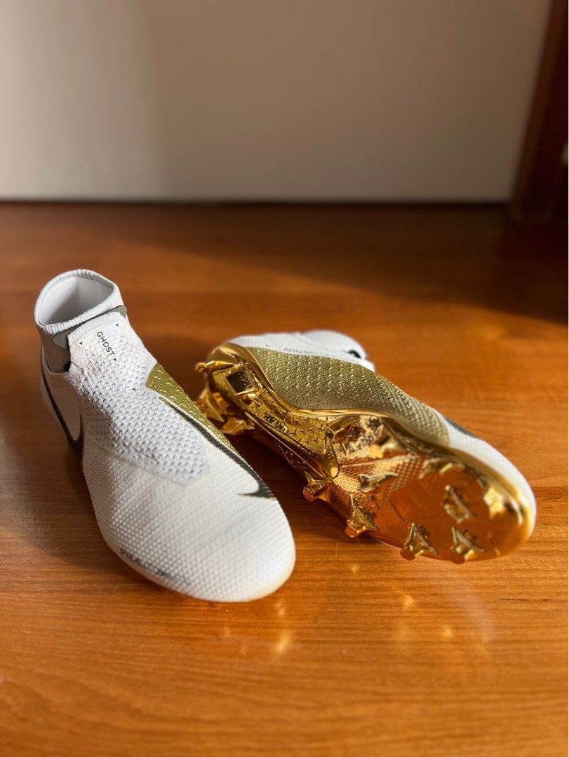 Nike phantom vision elite gold white top