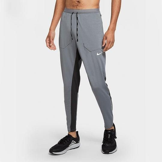 Nike phenom joggers top