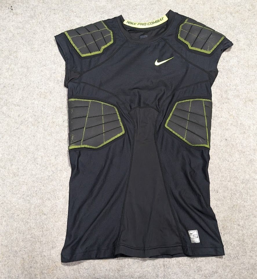 Nike pro combat padded compression shirt hotsell
