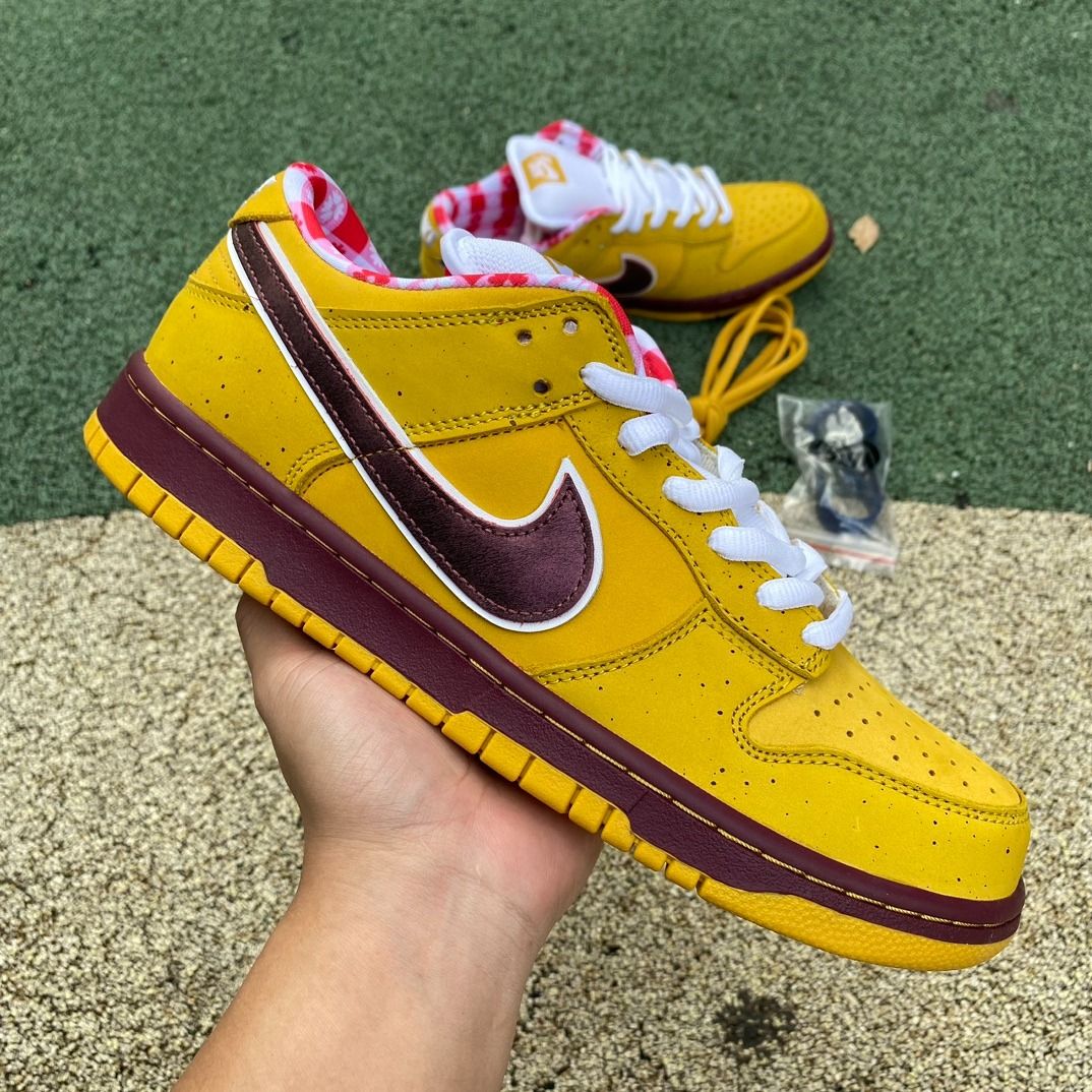 Nike SB Dunk Low