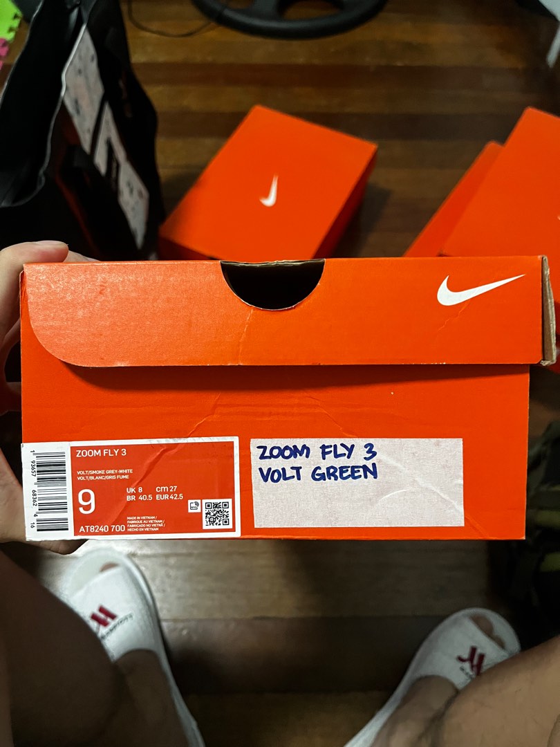 nike zoom fly 3 neon