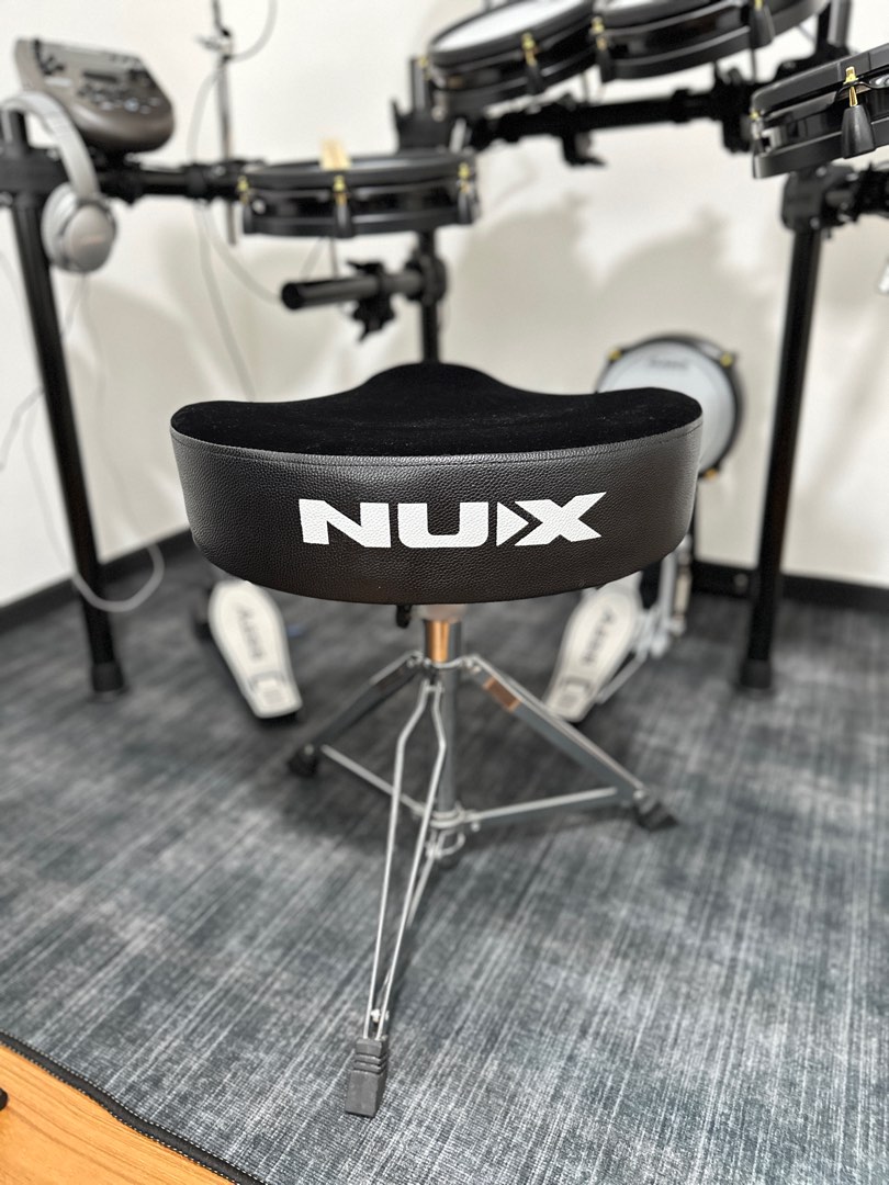 NUX NDT03 Drum Throne, Hobbies & Toys, Music & Media, Musical