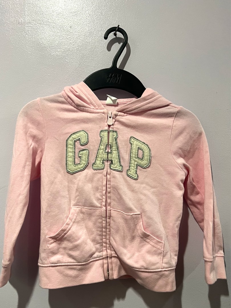 Original GAP Jacket, Babies & Kids, Babies & Kids Fashion on Carousell