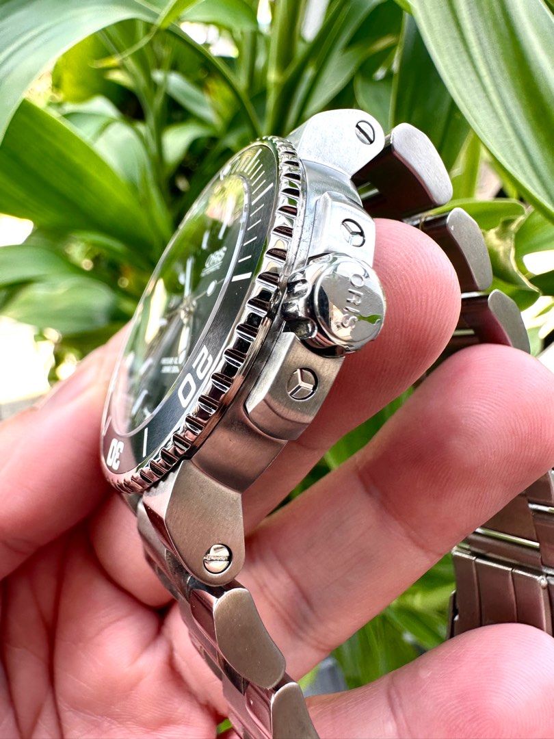Oris Aquis Date 43.5mm Luxury Watches on Carousell