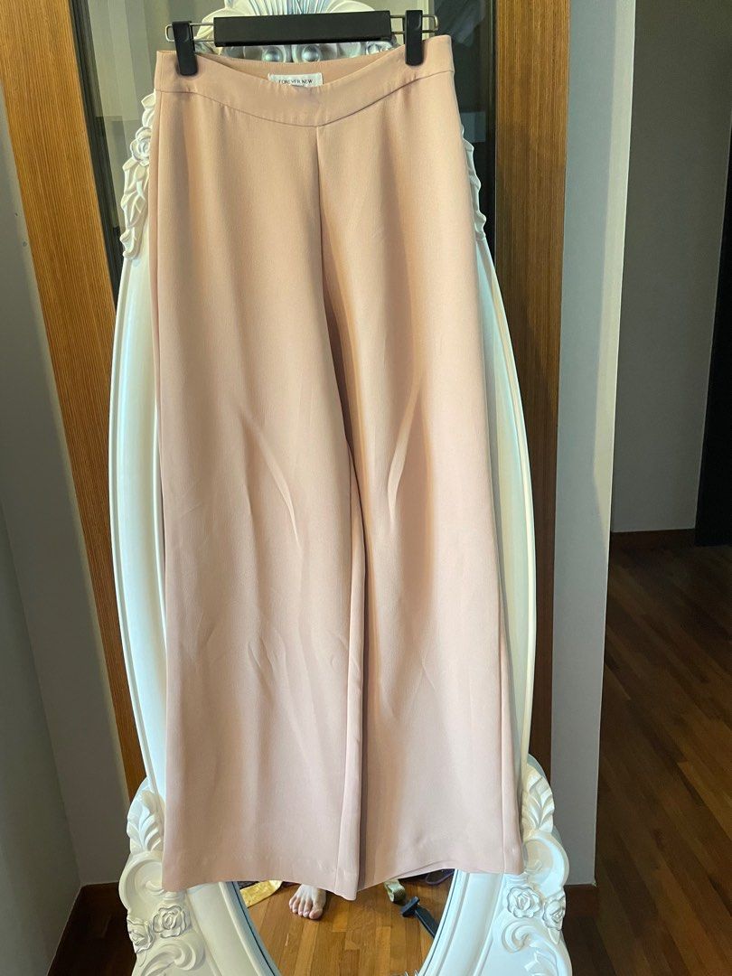 Pants (Category: Other Bottoms) located in Singapore. Submitted by gracetran (Listing ID 1254156458, Image 3). Description: Price each ForeverNew Beige wide leg pant size UK8, US4, mean S Zara black size SX Both never worn.
