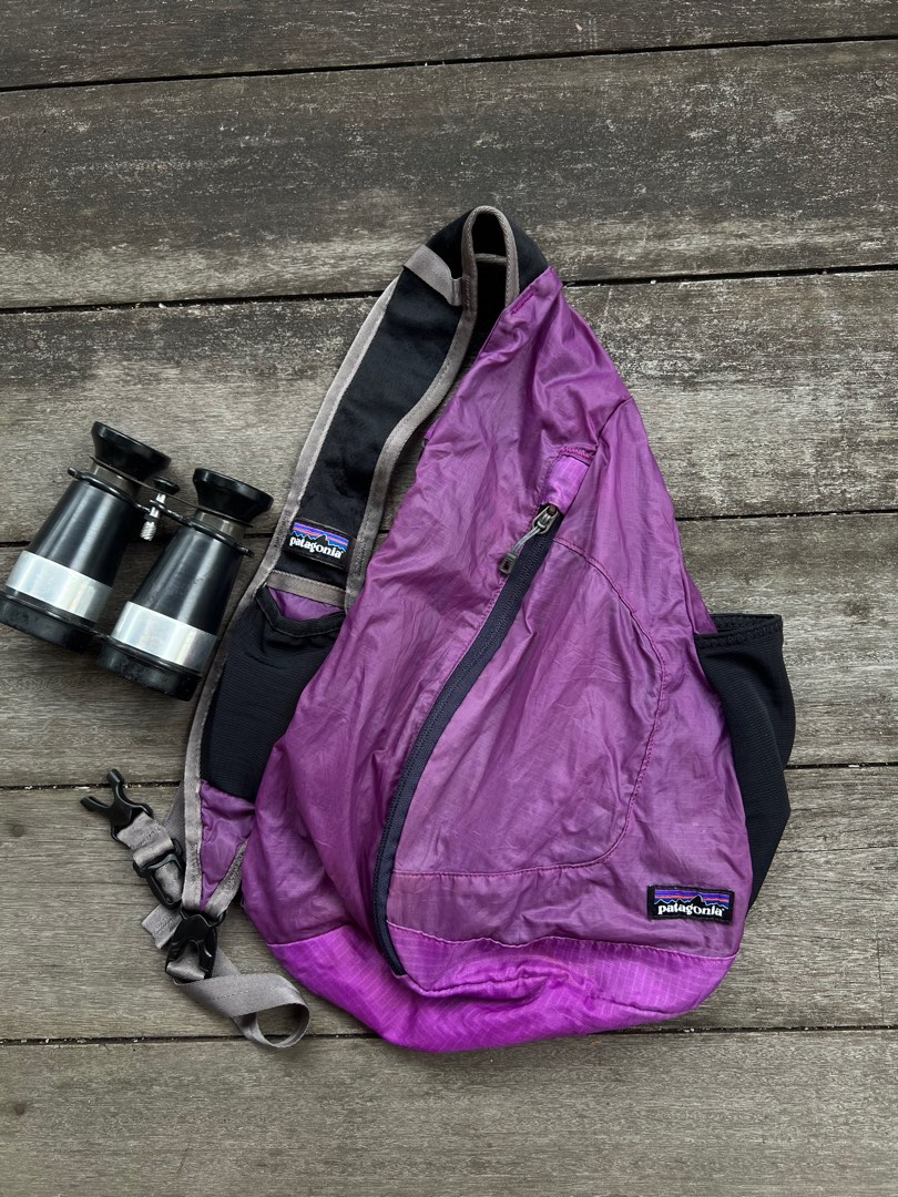 Patagonia crossbody, Men's Fashion, Bags, Sling Bags on Carousell