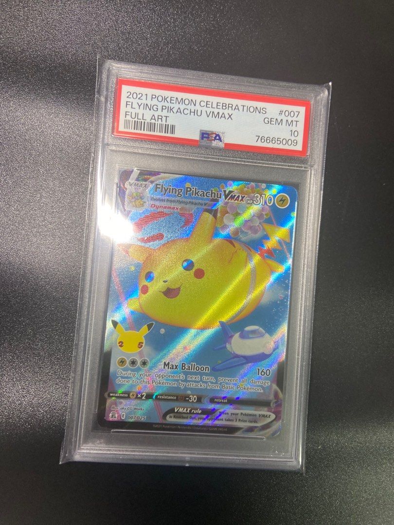 Carta Pokémon Flying Pikachu VMAX 007/025 - Colección Celebraciones