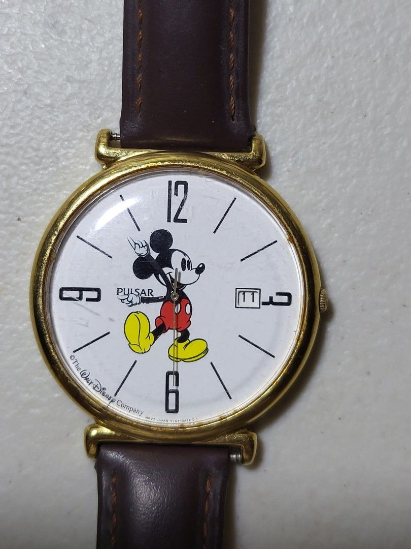 Pulsar mickey mouse watch hotsell