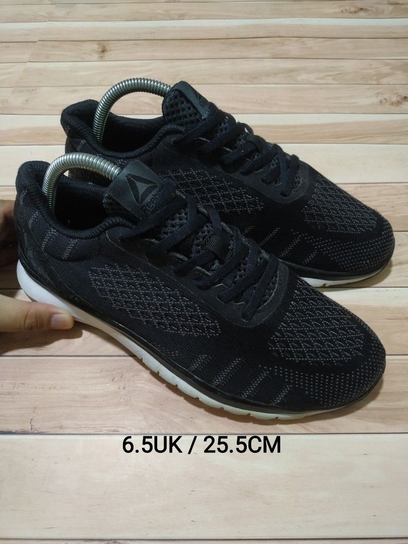 Reebok running Kasut bundle Men s Fashion Footwear Sneakers on