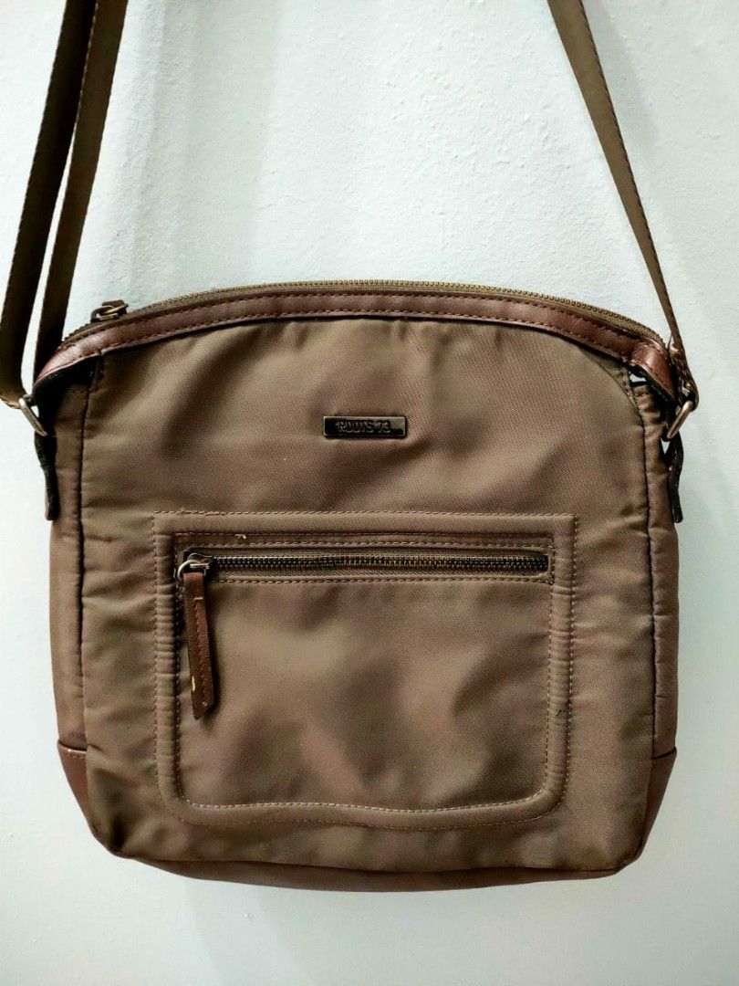 Roots sling shop bag canada