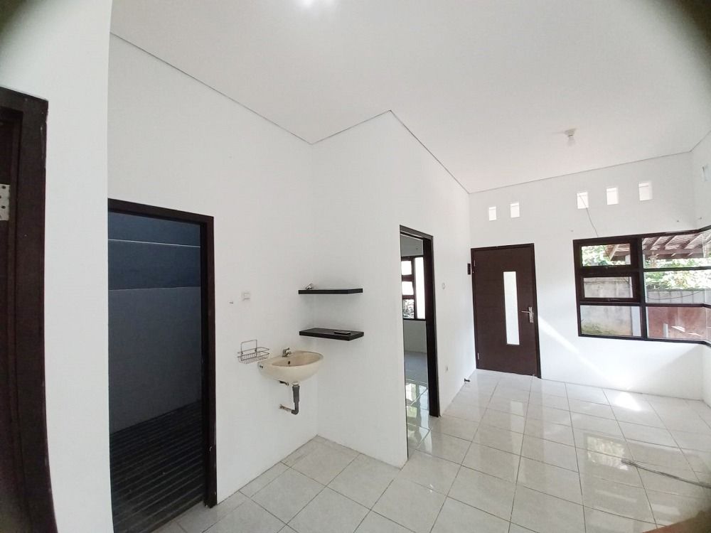 rumah_dijual_di_kuta_selatan_b_1694392776_8da64ab5_progressive