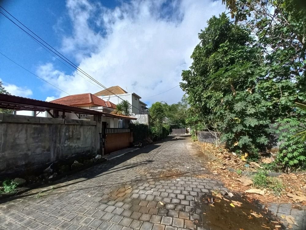 rumah_dijual_di_kuta_selatan_b_1694392776_932b20d8_progressive