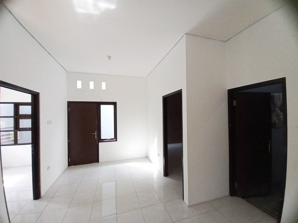 rumah_dijual_di_kuta_selatan_b_1694392776_ba6b1f32_progressive