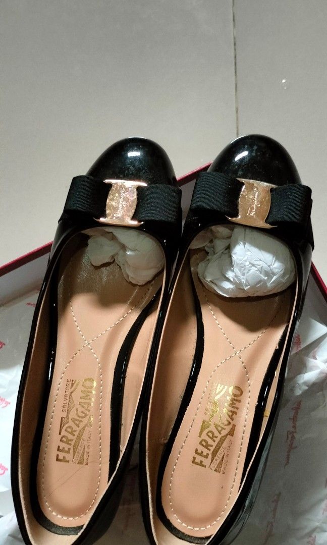 Harga clearance sandal ferragamo
