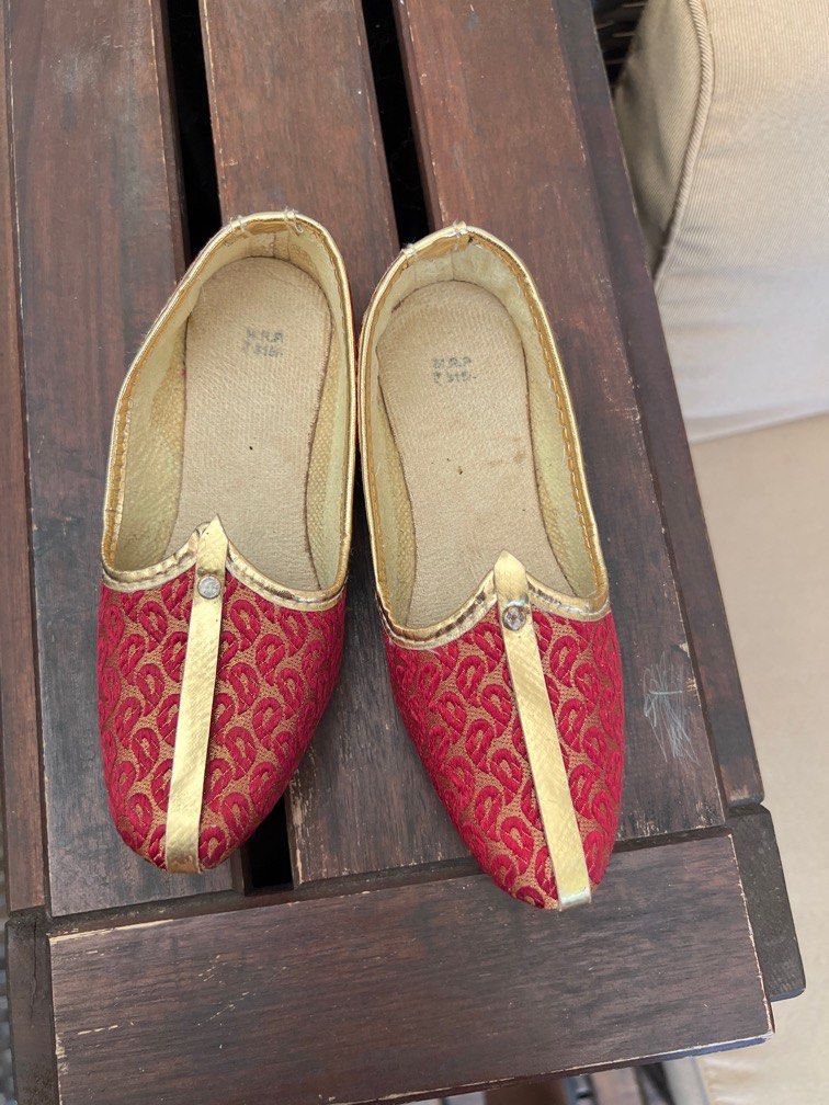 Size 8 ethnic shoes Indian
