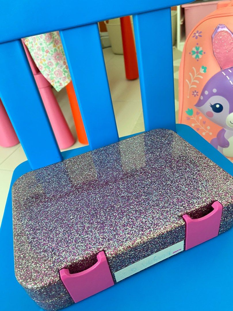 Smiggle bento box glitter edition (read description ya), Babies & Kids