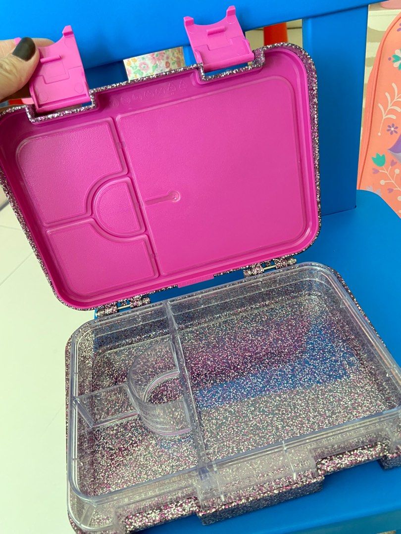 Smiggle bento box glitter edition (read description ya), Babies & Kids