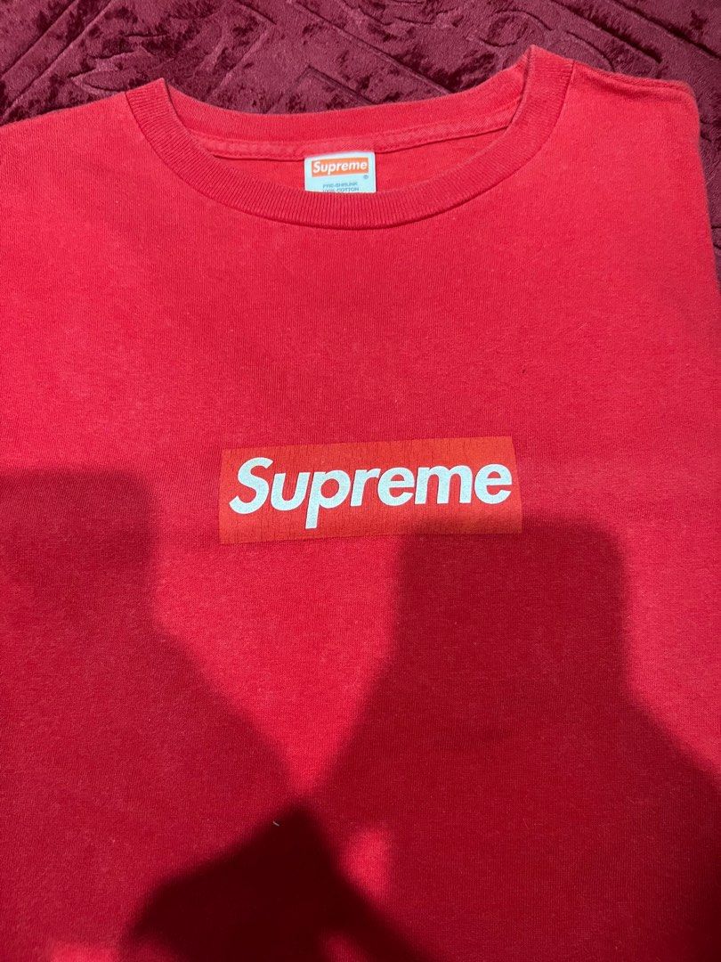 Supreme red on red box logo store