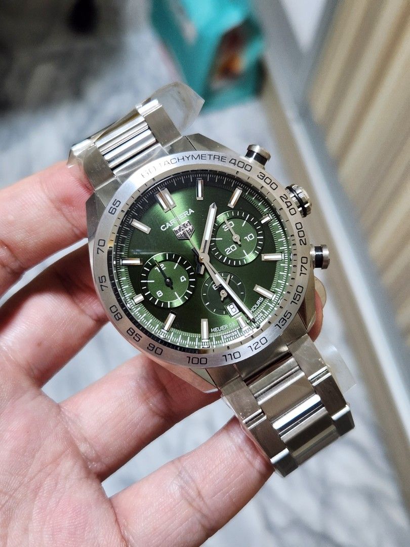 Tag heuer carrera 44mm green dial Luxury Watches on Carousell