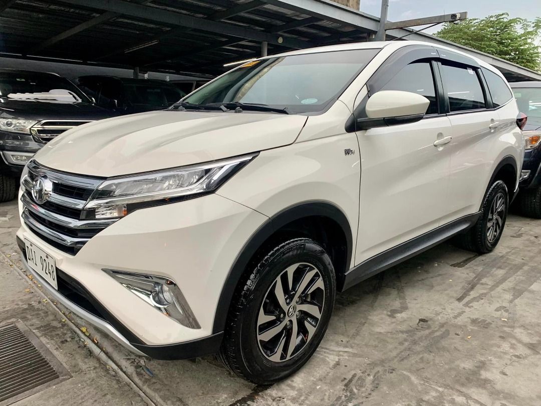 Toyota Rush 1.5 E 10K KM Manual, Cars for Sale, Used Cars on Carousell