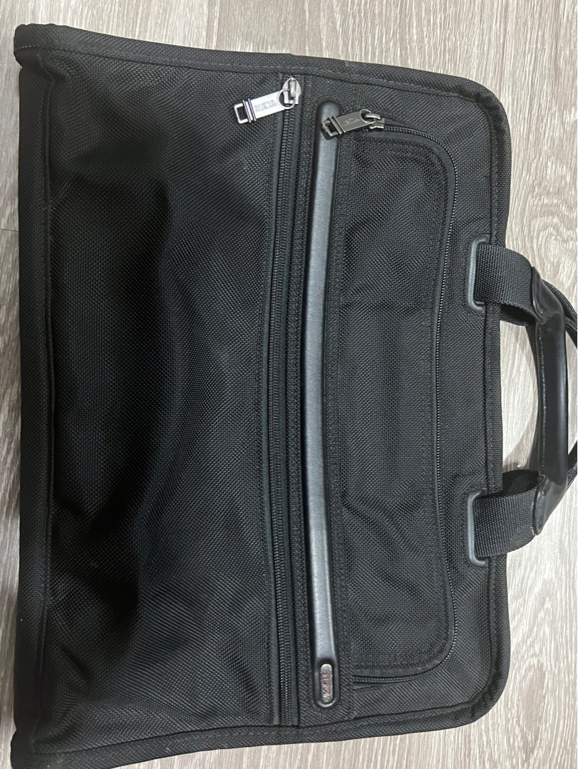 Tumi 13 inch laptop bag store