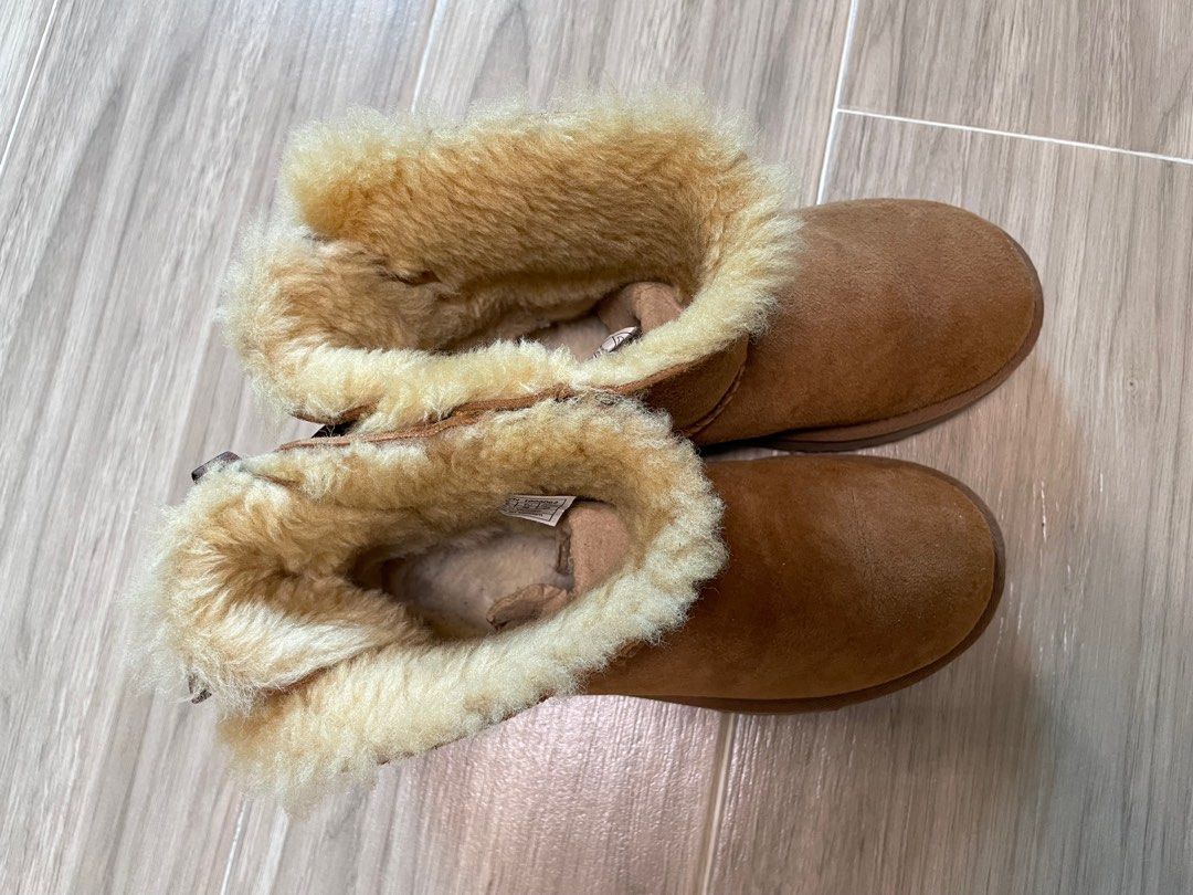 UGG Boots size US 7/ UK 5.5, 女裝, 鞋, 靴- Carousell