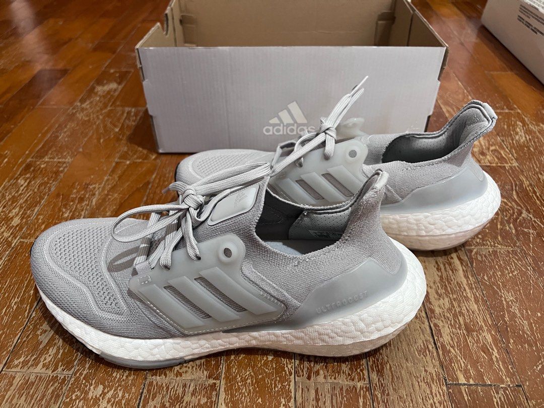 Light grey discount ultra boost 4.0